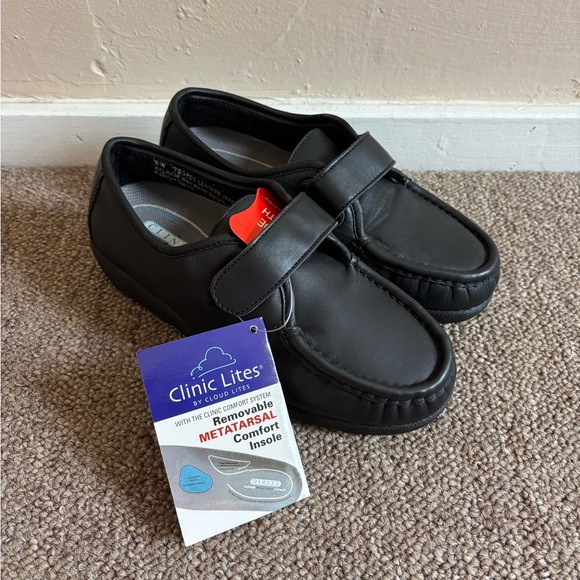 Clinic Lites Shoes Size 6 Wide - Picture 1 of 9